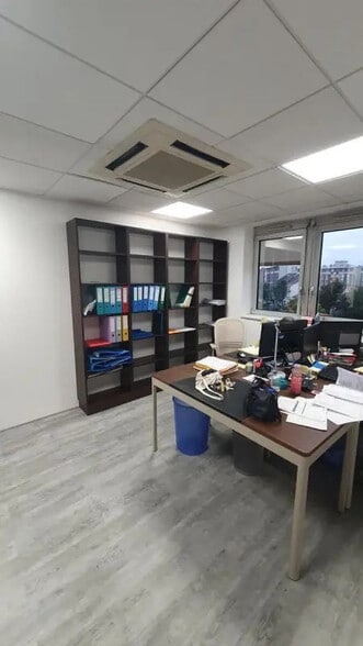 7 Rue Jean Mermoz, Versailles à louer - Photo intérieure – Image 3 sur 16