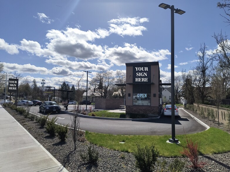 2503 Northwest blvd, Spokane, WA à vendre - Photo de l’immeuble – Image 2 sur 4
