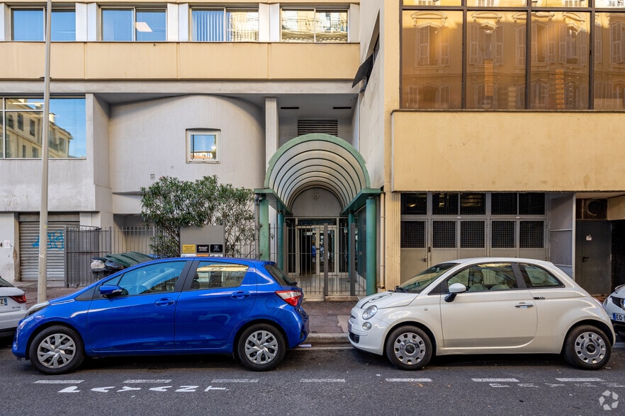 31 Rue De Paris, Nice à louer - Photo de l’immeuble – Image 3 sur 18