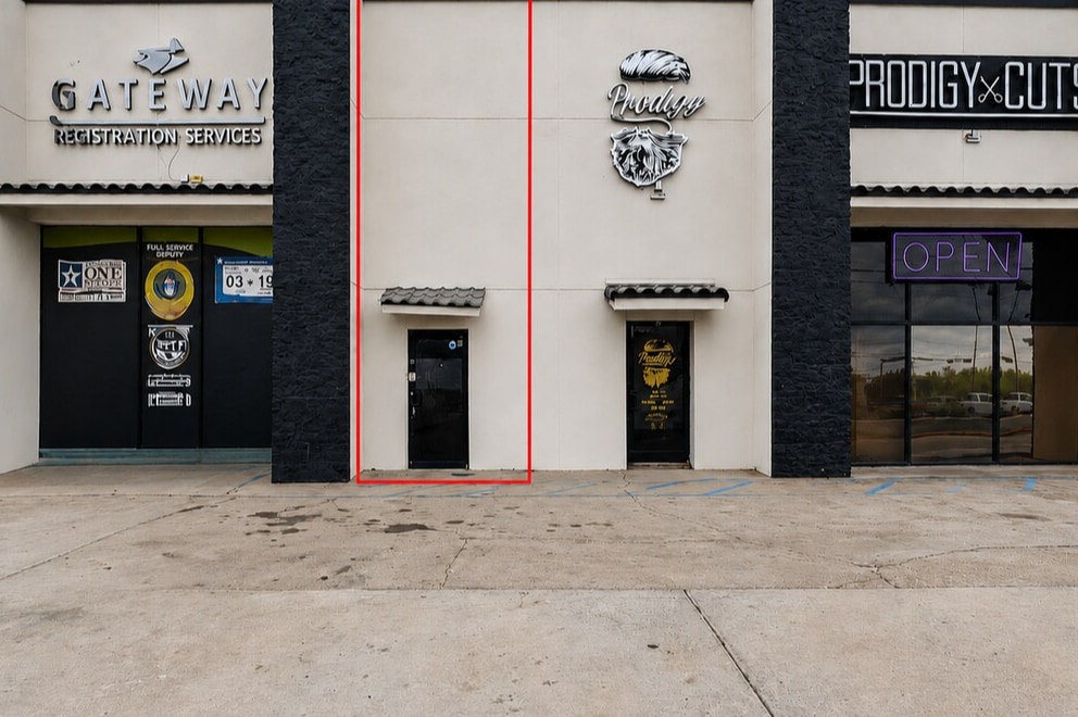 3381 Ruben M Torres Blvd, Brownsville, TX à louer Photo de la construction– Image 1 sur 11