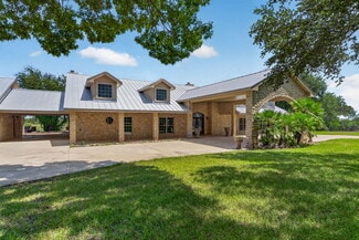 Plus de détails pour 2234 Highway 90 w, Castroville, TX - Spécialisé à vendre