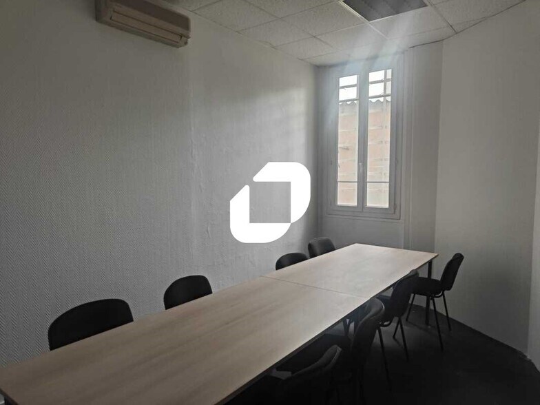 Bureau dans Clichy à louer - Photo intérieure – Image 3 sur 6