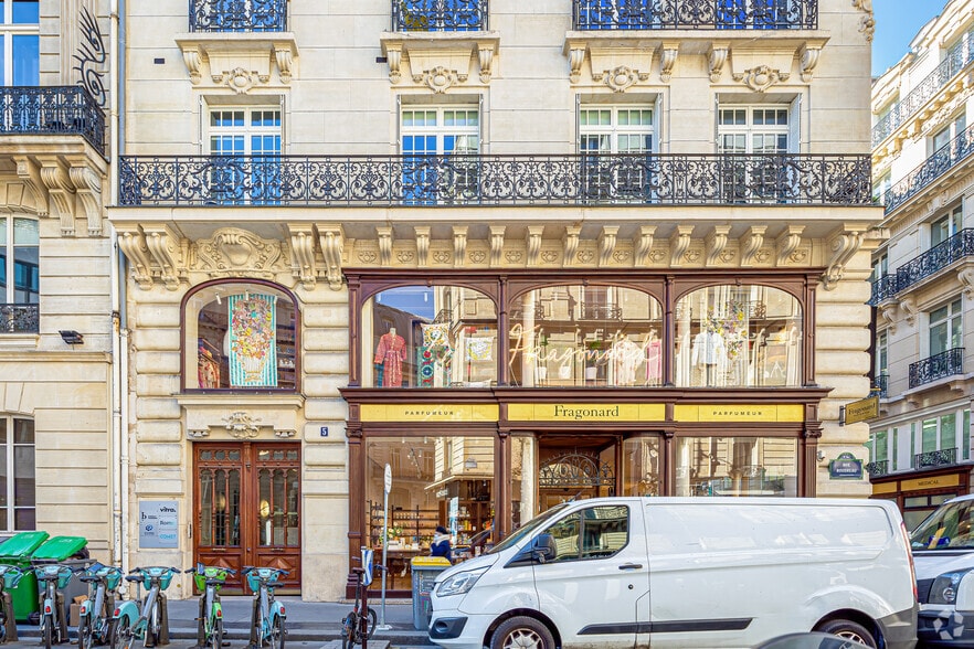 5 Rue Boudreau, Paris à louer - Photo de l’immeuble – Image 2 sur 2