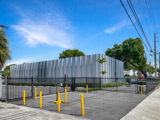 Plus de détails pour 2351 N Dixie Hwy, Pompano Beach, FL - Bureau à louer