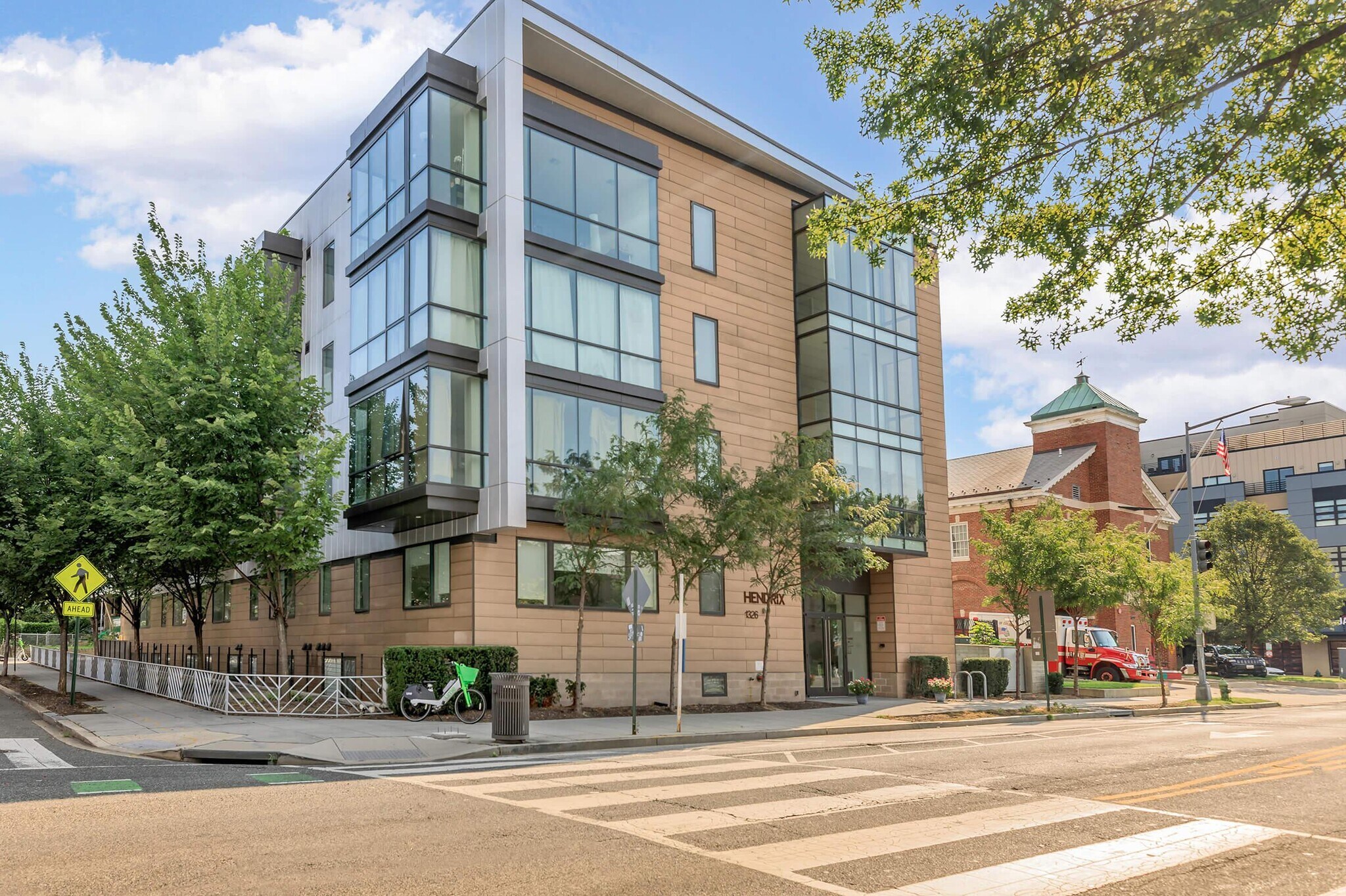 1326 Florida Ave NE, Washington, DC à vendre Photo principale– Image 1 sur 71