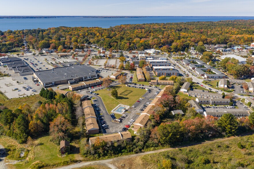 495 Nelson Dr, Newport News, VA à vendre - Photo de l’immeuble – Image 2 sur 18