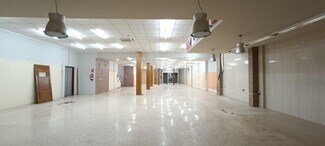 Plus de détails pour Local commercial à louer