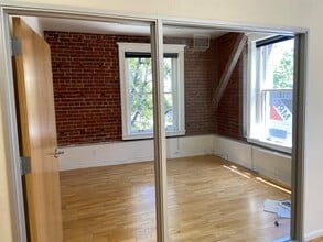 2041 Bancroft Way, Berkeley, CA à louer Photo intérieure– Image 2 sur 9