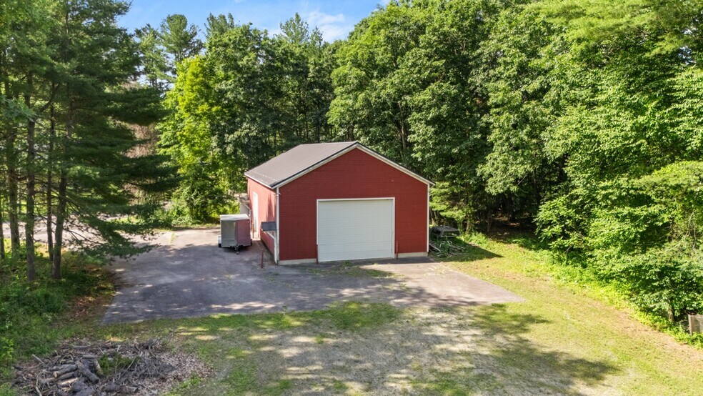 40 River Rd, Barkhamsted, CT à vendre - Photo de l’immeuble – Image 3 sur 12