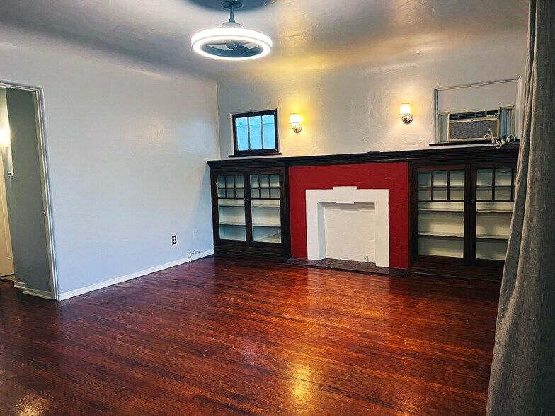 2749 S Sepulveda Blvd, Los Angeles, CA à vendre - Photo intérieure – Image 3 sur 42