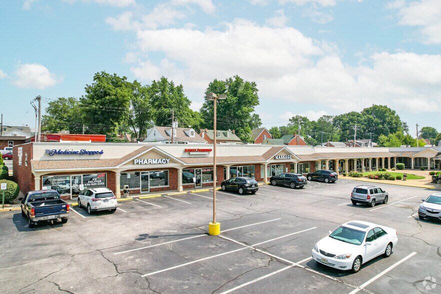500-520 S 5th St, Saint Charles, MO à louer - Photo de l’immeuble – Image 1 sur 3