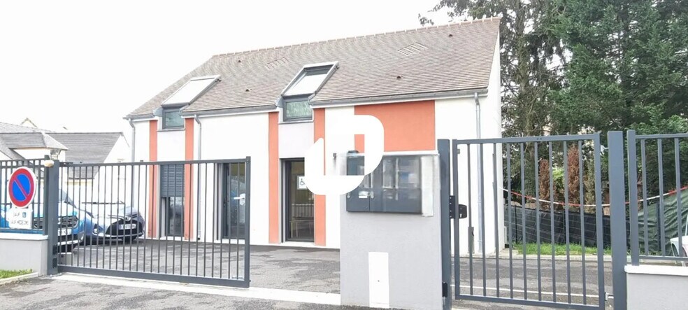 Bureau dans Coupvray à louer - Photo de l’immeuble – Image 1 sur 12