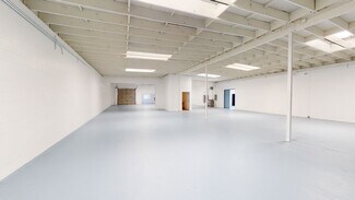 Plus de détails pour 2040-2050 16th St, Long Beach, CA - Industriel/Logistique à louer