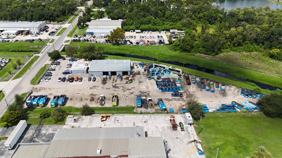 481 Thorpe Rd, Orlando, FL à louer - Photo de l’immeuble – Image 3 sur 9