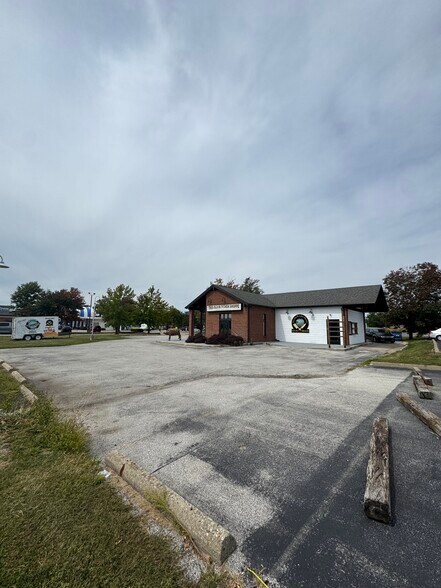 3623 Braddock Dr, Lafayette, IN à vendre - Photo de l’immeuble – Image 2 sur 4