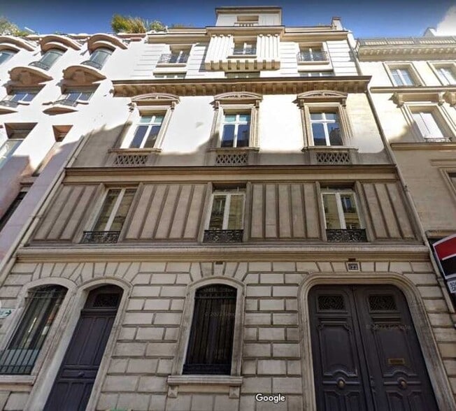 122 Rue De Provence, Paris à louer - Photo de l’immeuble – Image 1 sur 17