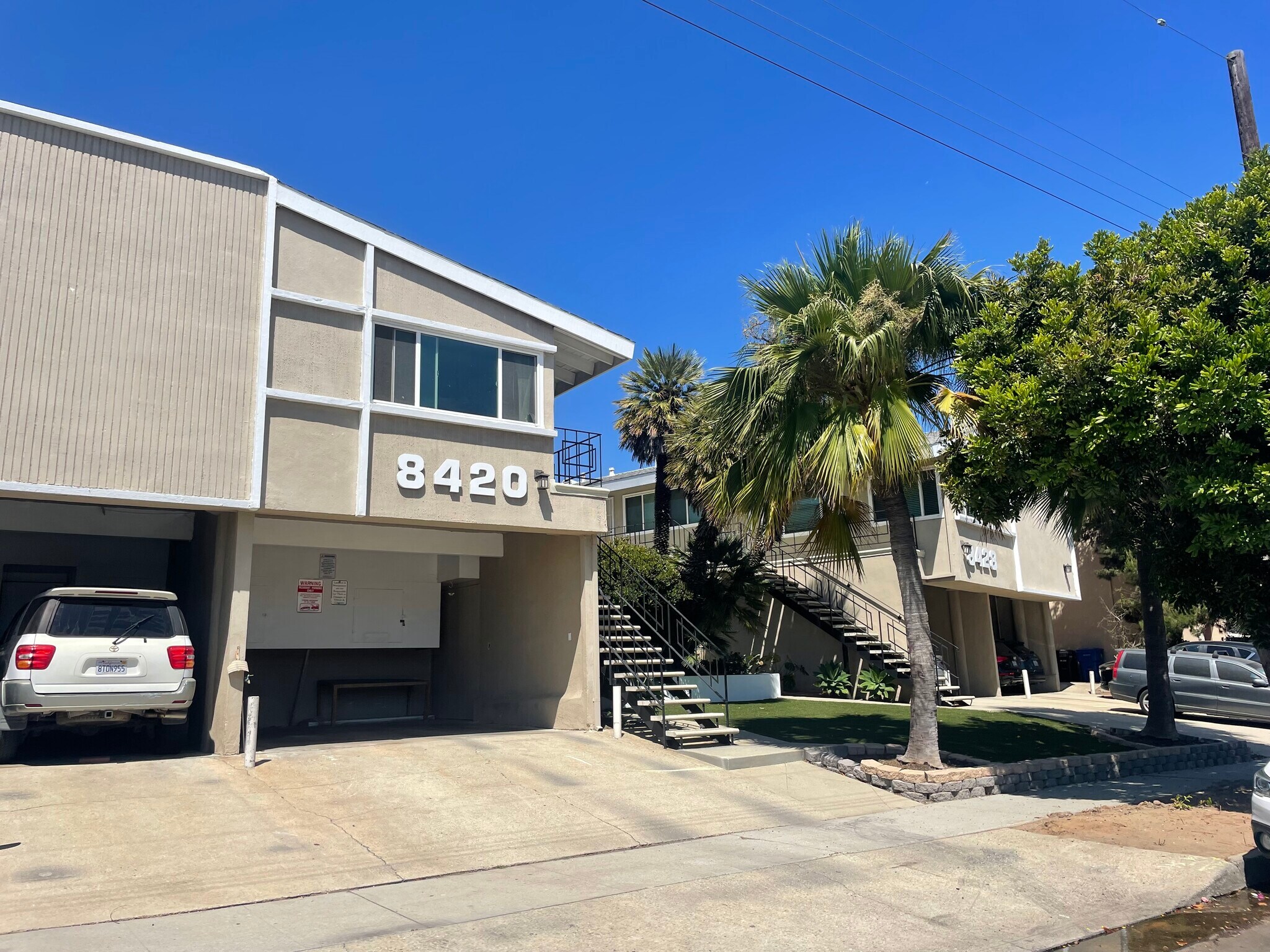8420 Gulana Ave, Playa del Rey, CA à vendre Photo principale– Image 1 sur 26