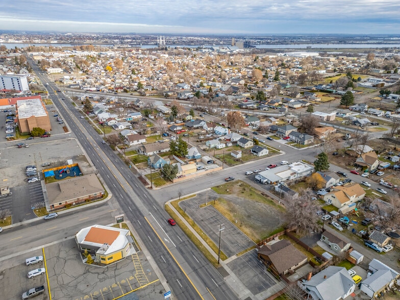 803 S Washington St, Kennewick, WA à louer - Aérien – Image 3 sur 10