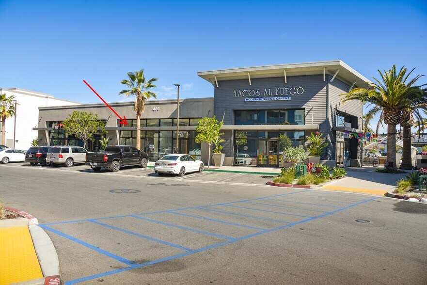 Main St, Corona, CA à louer - Photo de l’immeuble – Image 2 sur 26