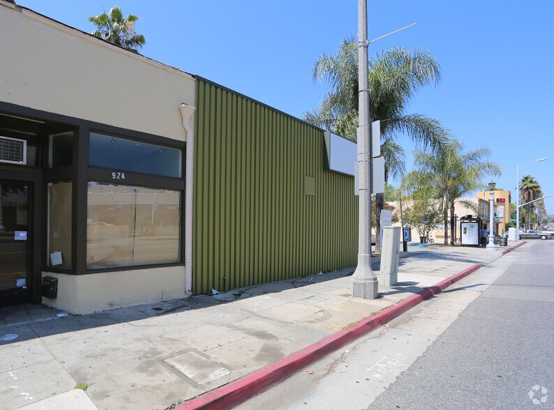 920 E Washington Blvd, Pasadena, CA à vendre - Photo de l’immeuble – Image 3 sur 8