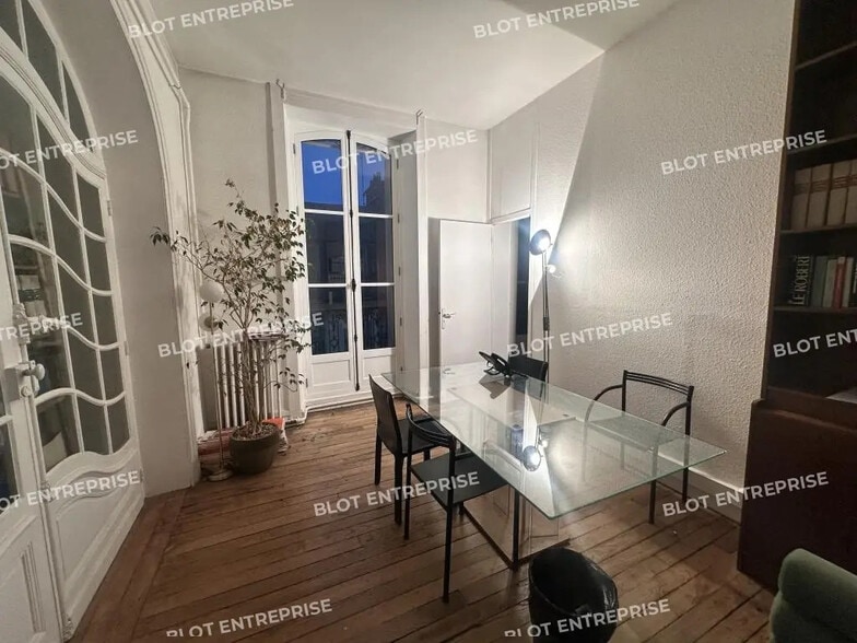 Bureau dans Rennes à louer - Photo intérieure – Image 2 sur 4