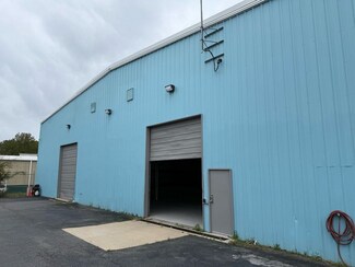 Plus de détails pour 2011 Factory Ln, Petersburg, VA - Industriel/Logistique à louer