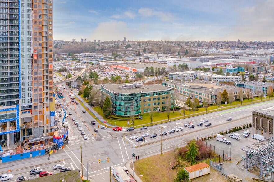 3999 Henning Dr, Burnaby, BC à louer - Aérien – Image 2 sur 6