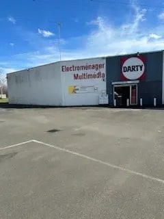 Plus de détails pour Local commercial à louer