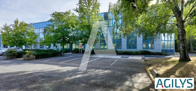 Plus de détails pour Bureau à louer