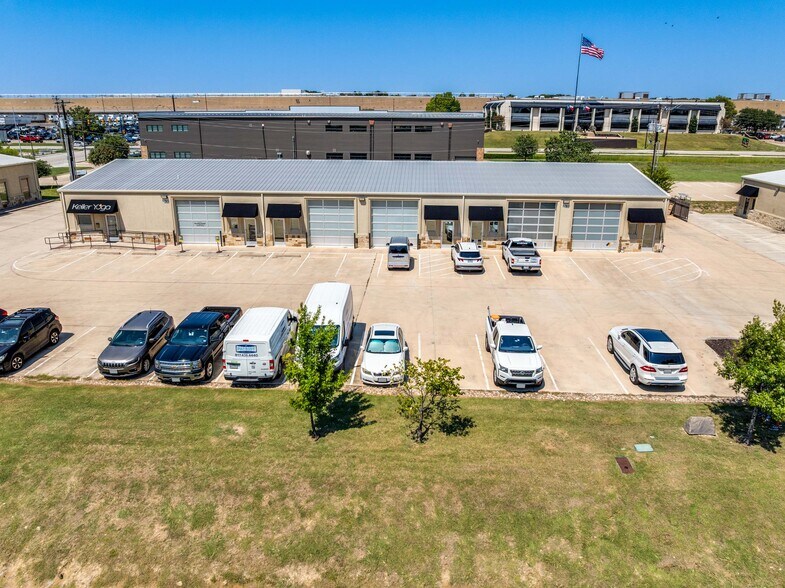 5761 Park Vista Cir, Keller, TX à vendre - Photo de l’immeuble – Image 3 sur 15