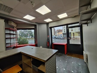 Plus de détails pour Local commercial à louer