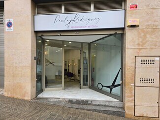 Plus de détails pour Local commercial à louer