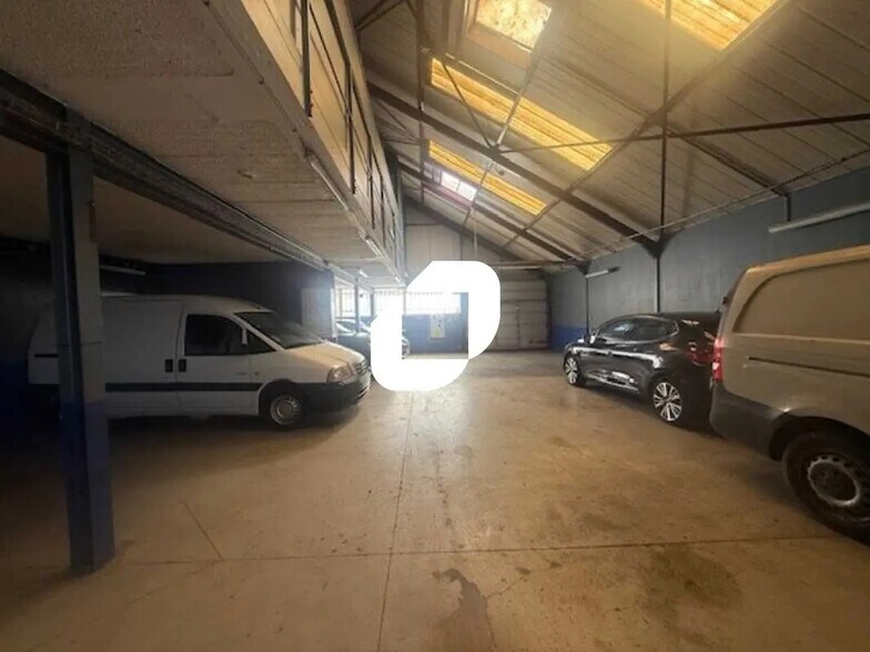 Local d’activités dans Conflans-Sainte-Honorine à louer - Photo de l’immeuble – Image 3 sur 6