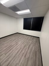 1930 S Alma School Rd, Mesa, AZ à louer Photo intérieure– Image 2 sur 6