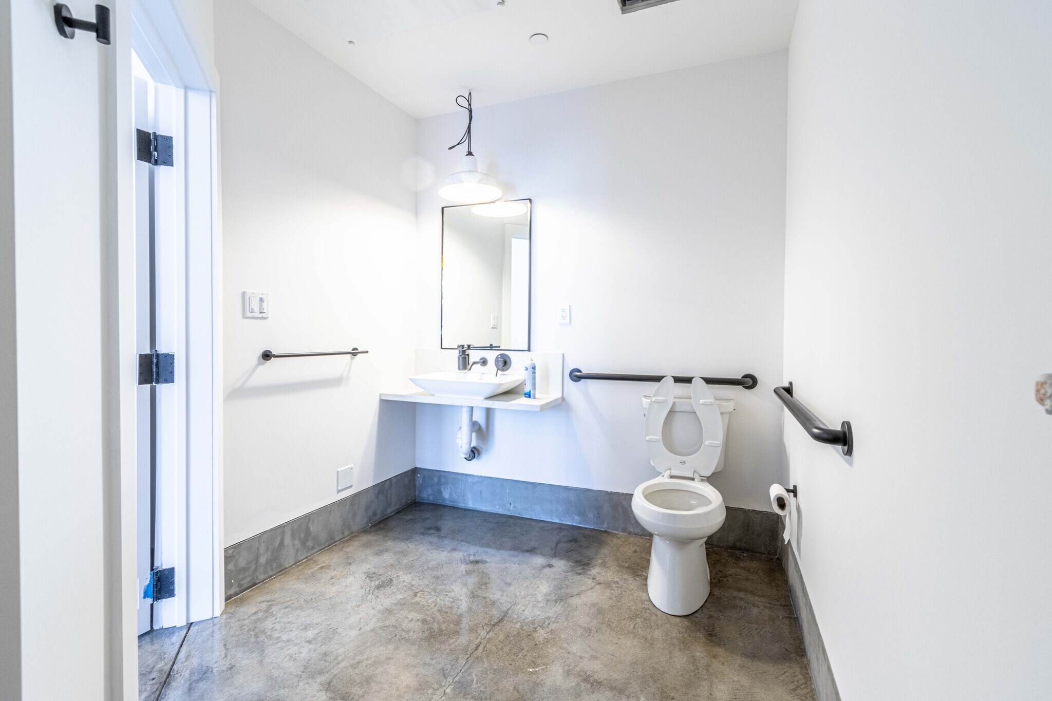 2422 3rd St, San Francisco, CA à louer Photo intérieure– Image 1 sur 6