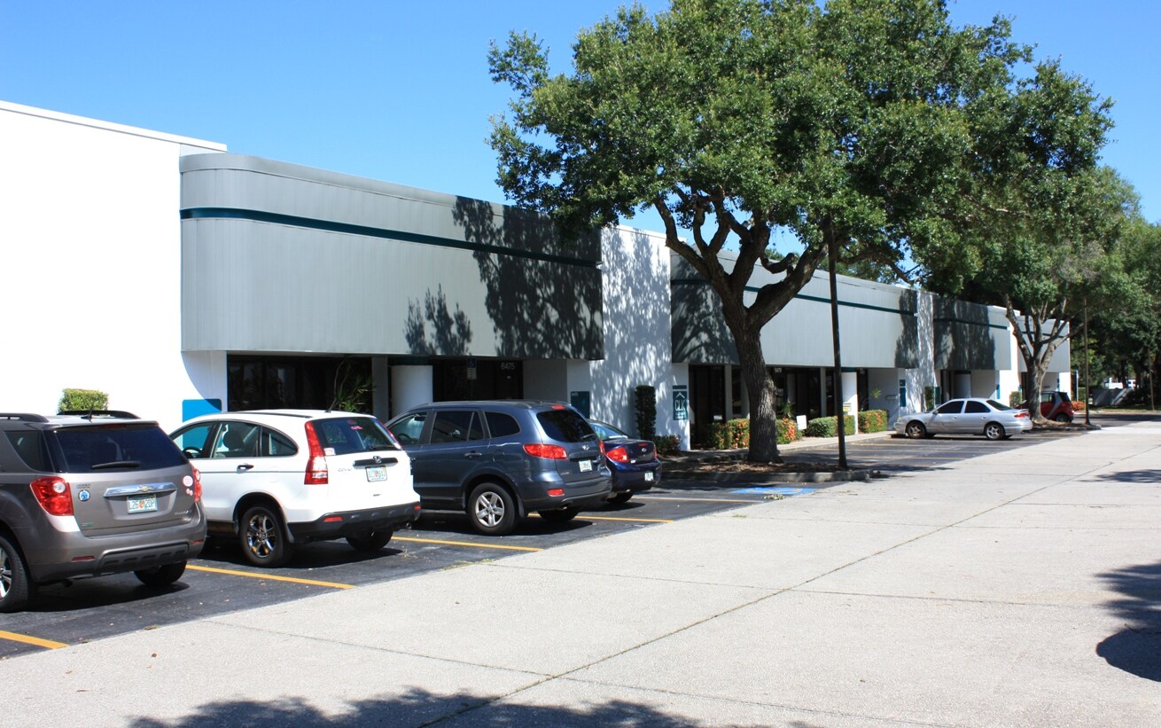 6469-6489 Parkland Dr, Sarasota, FL à louer Photo principale– Image 1 sur 4