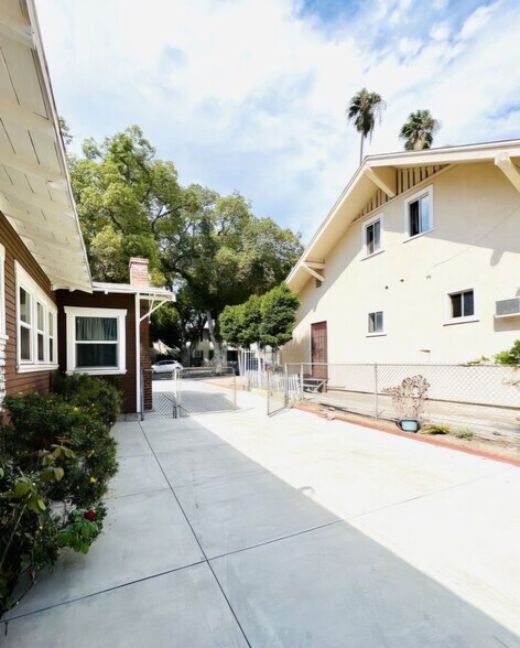 328 W California Ave, Glendale, CA à vendre - Photo de l’immeuble – Image 3 sur 26
