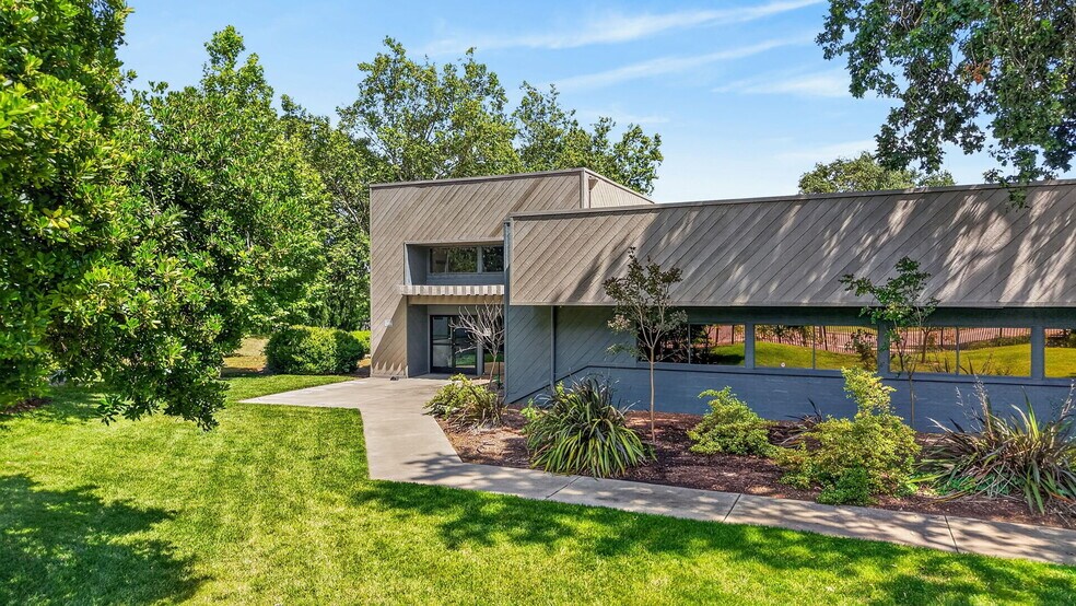 1222 Research Park Dr, Davis, CA à louer - Photo de l’immeuble – Image 2 sur 5