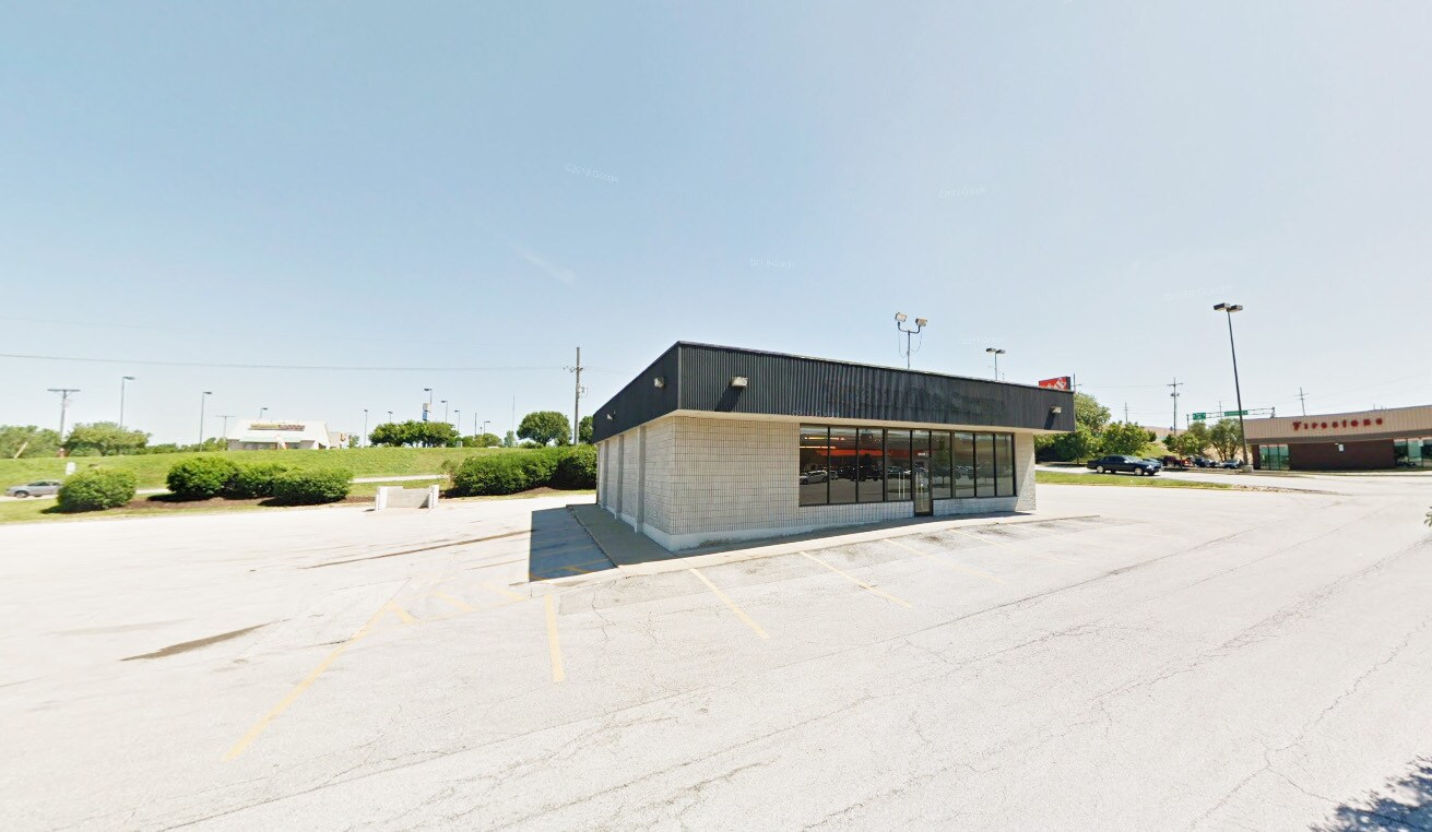 4707 E Bannister Rd, Kansas City, MO à louer Photo principale– Image 1 sur 2