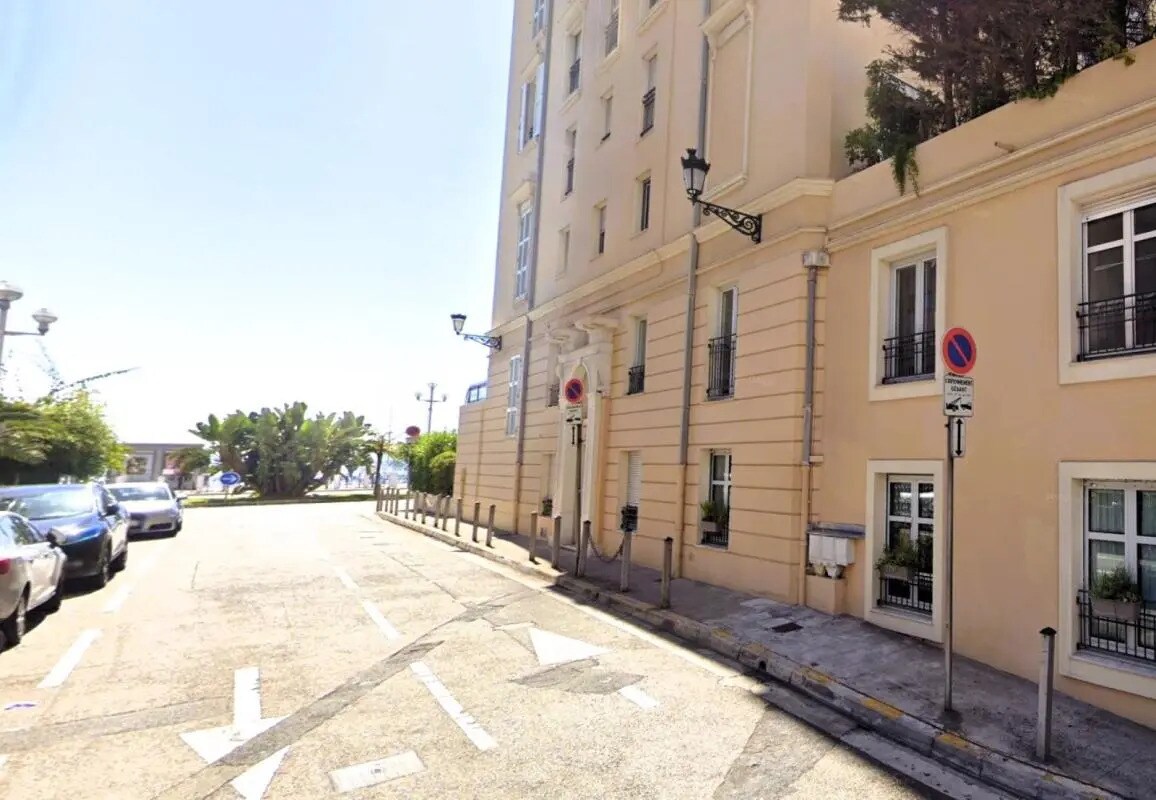 Bureau dans Nice à vendre Photo de l’immeuble– Image 1 sur 12