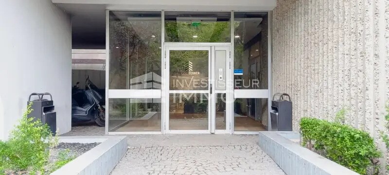 Bureau dans Boissy-Saint-Léger à louer - Hall d’entrée – Image 3 sur 6