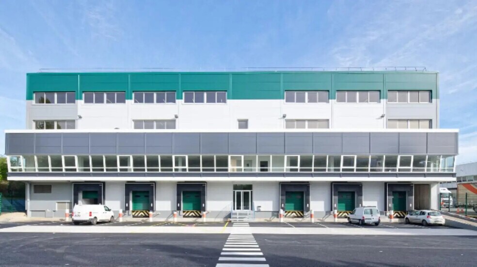Industriel/Logistique dans Rosny-sous-Bois à louer - Photo de l’immeuble – Image 3 sur 13