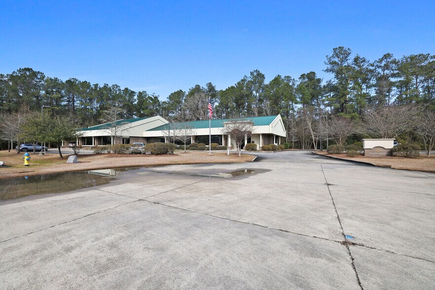 68031 Capital Trace Row, Mandeville, LA à vendre - Photo de l’immeuble – Image 2 sur 60