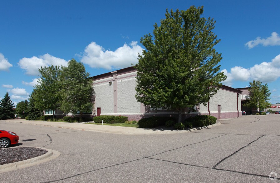 13545 Martin St NW, Andover, MN à vendre - Photo de l’immeuble – Image 3 sur 3