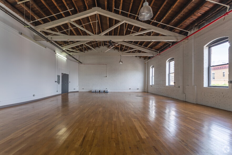 3511 9th St, Long Island City, NY à louer - Photo intérieure – Image 2 sur 18