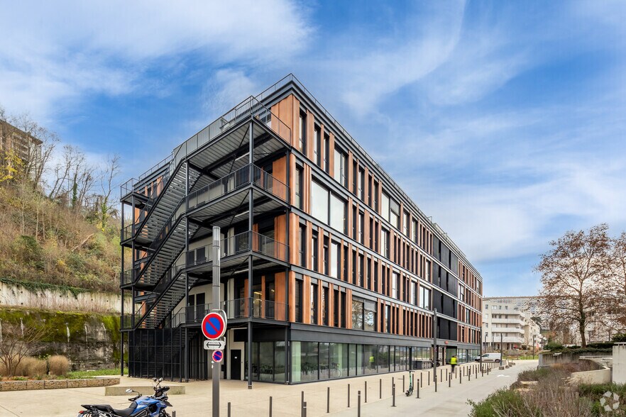 Espace de coworking dans Lyon à louer - Photo principale – Image 1 sur 4