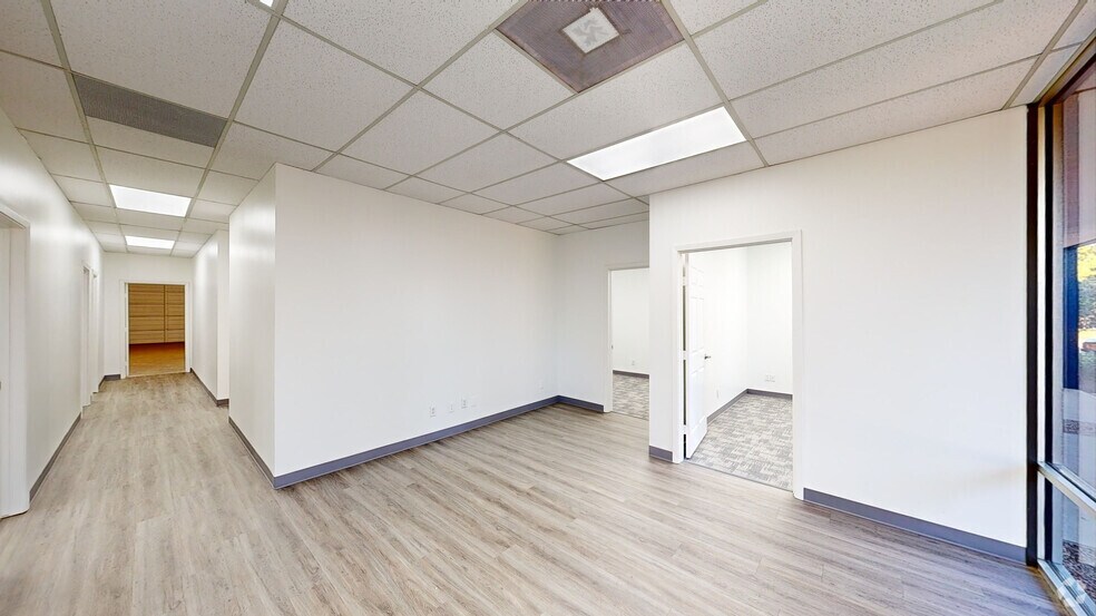 2500 Central Pky, Houston, TX à louer - Numérisation 3D Matterport – Image 3 sur 15