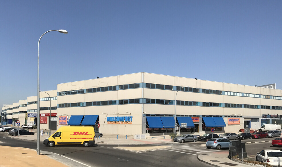 Avenida de Castilla, 1, San Fernando de Henares, Madrid à louer - Photo de l’immeuble – Image 2 sur 2