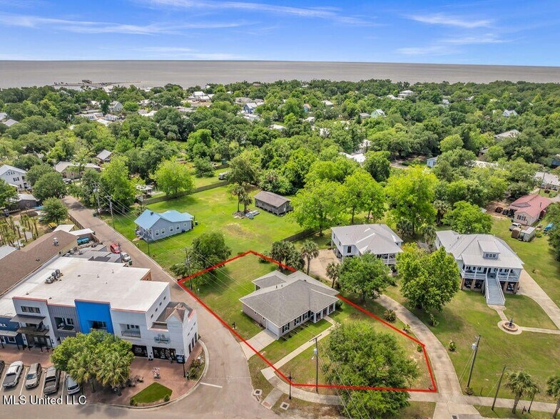 234 Keller St, Bay Saint Louis, MS à vendre - Photo de l’immeuble – Image 2 sur 2