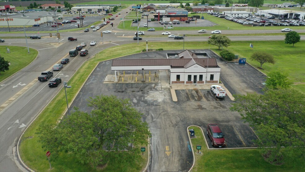 4141 Venture Dr, Peru, IL à louer - Photo de l’immeuble – Image 3 sur 3